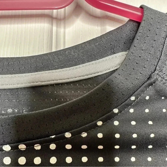 Athletic Works T-Shirt Black & White Mesh Back Size Extra Large - Picture 2 of 16